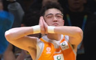 张鼎岩加冕CBA扣篮王引热议！ 球迷吐槽连续“跃人”动作审美疲劳